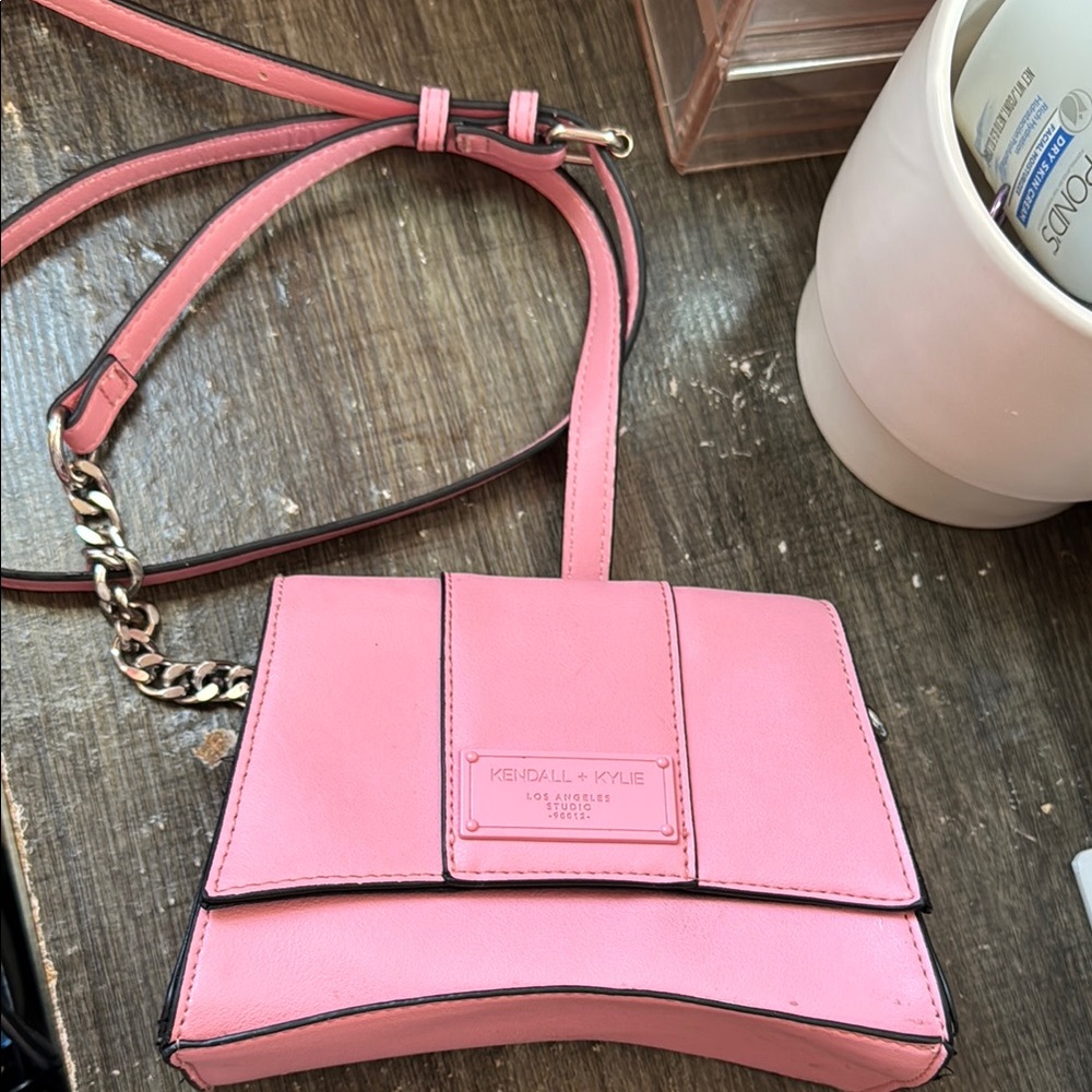 Kendall & Kylie Pink Minimalist Crossbody Bag